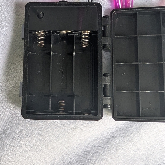 Christmas Lights, 50-Count Black Wire Light Set, Battery Operated Lights (EUC) - Picture 6 of 6